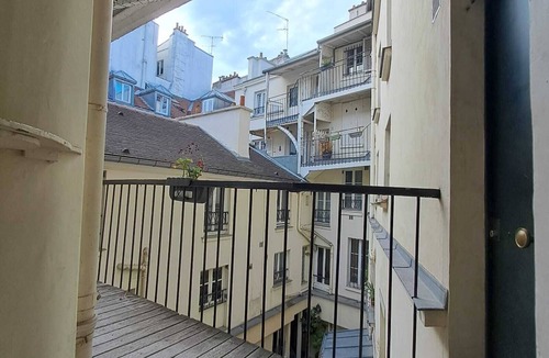 Quartier Saint-Georges Apartment | 2 Pieces Paris 9eme Quartier Opera Trinite