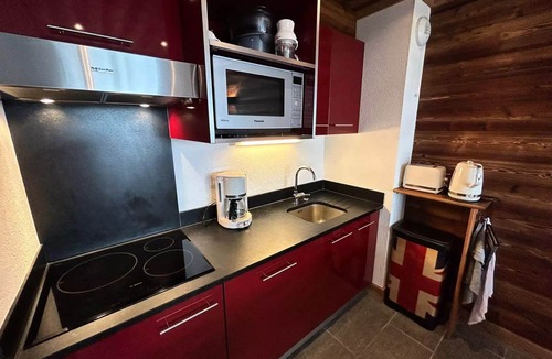 Bonneval-sur-Arc Apartment | 2-room apartment in the mountains - sleeps 6