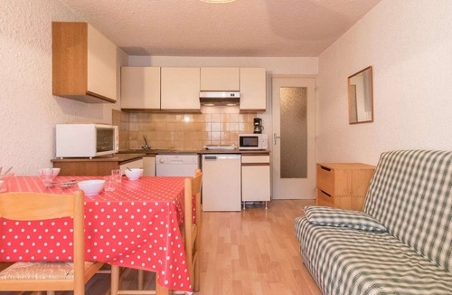Forville Apartment | 2-Room Apartment with Parking, Balcony, Sleeps 4 - Briançon