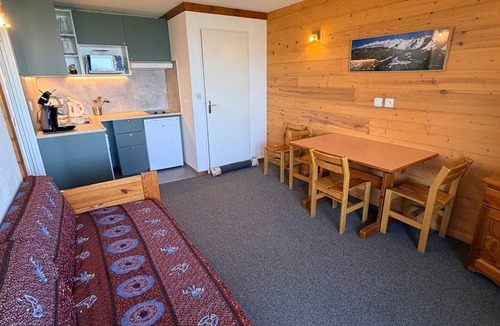 Prapoutel Apartment | 2-room apt, 5 ppl, slopeside with valley view