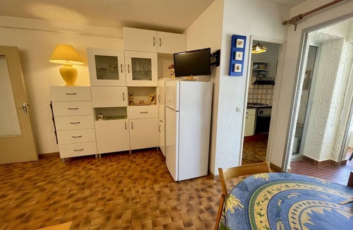 Saint-Nazaire Apartment | 2-room apt, sleeps 6, parking, near beach