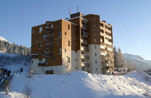 Prapoutel Apartment | 2-room cabin apartment at the foot of the slopes, balcony, non-smoking