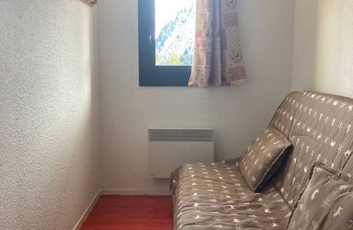 Le Pleynet Apartment | 2-room cabin apartment at the foot of the slopes with balcony and ski locker