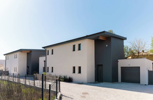 Le Grau-dʼAgde Villa | 2 Villas Beach Pools Large groups