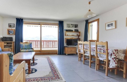 Vallandry Apartment | 200m from resort center, 1st floor, terrace, tv, 75m², Peisey-Vallandry