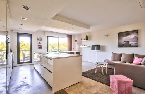 Mandelieu-La-Napoule Apartment | (202) La vie d'Azur à Mandelieu