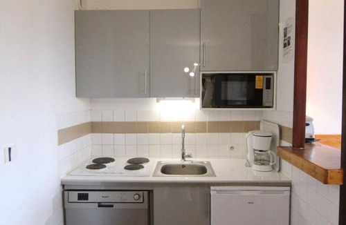 Bergers Apartment | 210m from shops, 1st floor, balcony, tv, ski locker, 30m², Alpe d'Huez