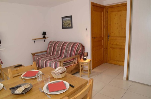 Albaret-le-Comtal House | 27 m² Gîte ∙ 1 bedroom ∙ 2 guests