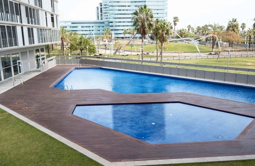 Diagonal Mar i el Front Maritim del Poblenou Apartment | 292 - Beach Apartment w/Pool IV