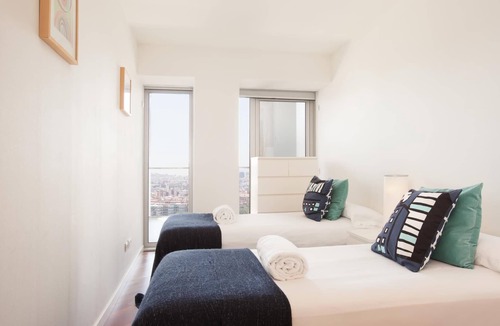 Diagonal Mar i el Front Maritim del Poblenou Apartment | 292 - Beach Apartment w/Pool IV