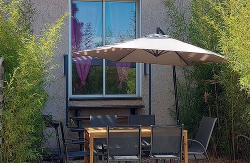 Latour-Bas-Elne Apartment | 2kmmer 67m2 large garden ok pets vacation vouchers parking 2bed 4 pers terrace