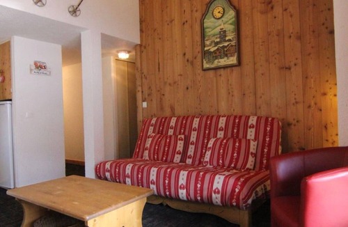 Cognet Apartment | 2nd floor, balcony, tv, ski locker, 50m², Alpe d'Huez