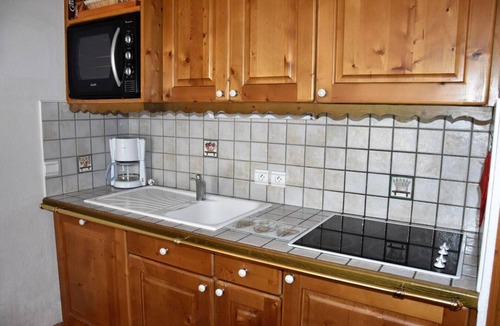 Pralognan-la-Vanoise Apartment | 2nd floor, balcony, tv, 40m², Pralognan-la-Vanoise