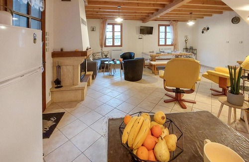 Saint-Vert House | 3 bedroom awesome home in Saint-Vert