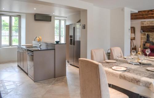 Saint-Robert House | 3 Bedroom Nice Home In Saint Robert