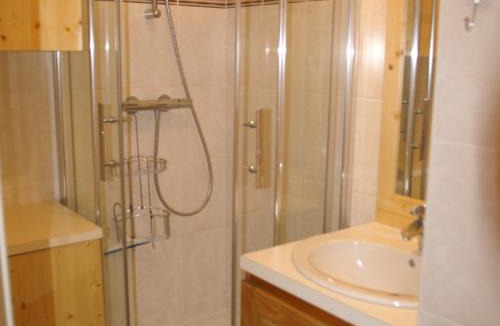 Prapoutel Apartment | 3 pièces au pied des pistes avec balcon et lit double - FR-1-557-79