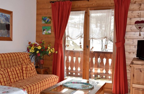 Pralognan-la-Vanoise Apartment | 3-room apartment, 6 people, near slopes, Pralognan