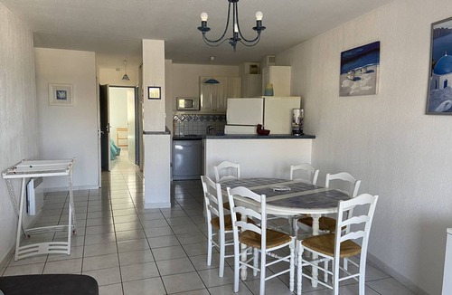Le Port Apartment | 3-room apartment, port view, for 6 in Canet-Plage