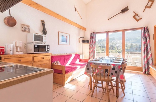 Briancon Apartment | 3-room duplex with parking in Briançon - 6 ppl, wifi, pets allowed