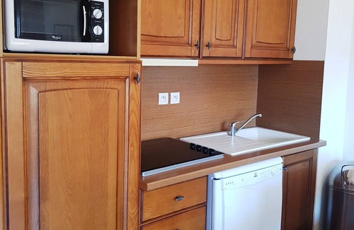 Orcieres-Merlette Apartment | 3 Rooms in Orcières Merlette, 6 Pers, Pets & Parking