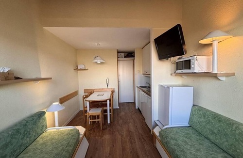 Bellentre Apartment | 300m from resort center, 4th floor, balcony, parking, ski locker, 28m², Montchavin La Plagne