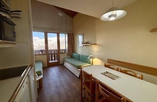 Bellentre Apartment | 300m from resort center, 4th floor, balcony, parking, ski locker, 28m², Montchavin La Plagne