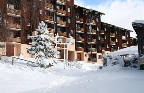 Villarodin-Bourget Apartment | 30m from resort center, 5th floor, balcony, parking, tv, ski locker, 27m², La Norma
