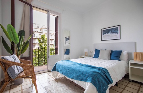 El Poble-sec Apartment | 31ABPAR1110 - Three Bedroom Apartment, Sleeps 4