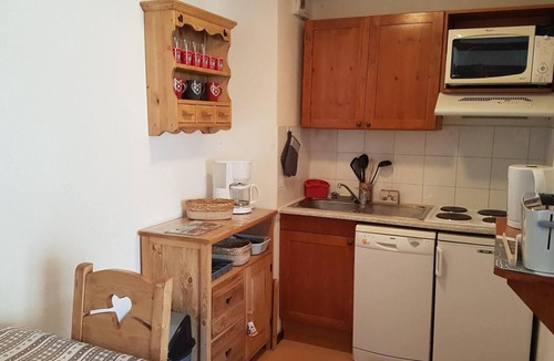 Valloire Apartment | 350m from resort center, 3rd floor, swimming pool, 37m², Valloire