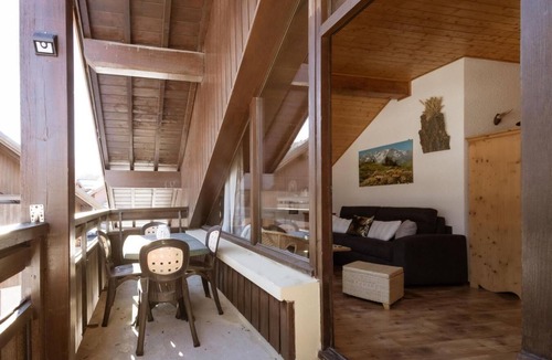 Valloire Apartment | 3rd floor, balcony, parking, tv, ski locker, 52m², Valloire