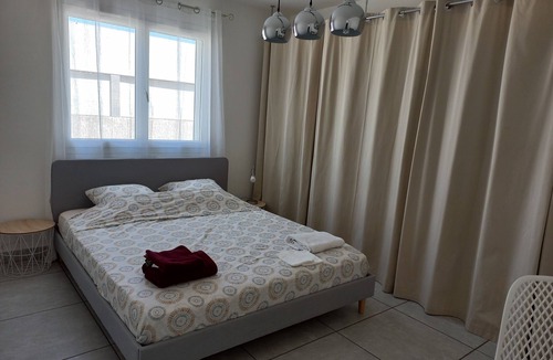 Rivesaltes House | 4-bedroom house with parking and 2 outdoor spaces less than 20 minutes from the beach