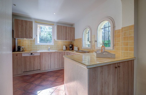 La Motte Villa | 4-BEDROOM VLLA WITH PRIVATE POOL AND GARDEN (N°342)