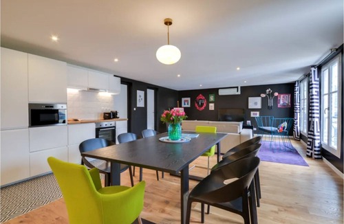 Quartier Saint-Georges Apartment | 4 bedroom with AC in Saint Lazare