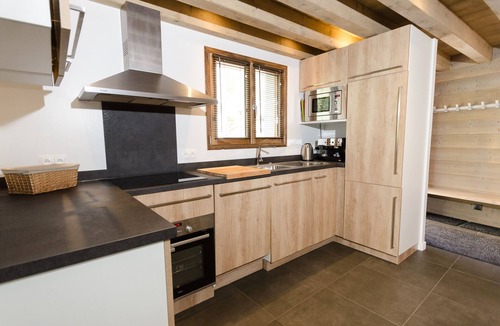 Peisey-Nancroix Ski Chalet | 4* detached chalet at the foot of the televillage leading to Paradiski