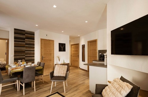 Valloire Apartment | 4-room apartment, South facing, 6 people, pets allowed