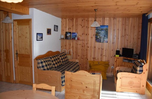 Champagny-en-Vanoise Apartment | 40 m² Apartment ∙ 2 bedrooms ∙ 4 guests