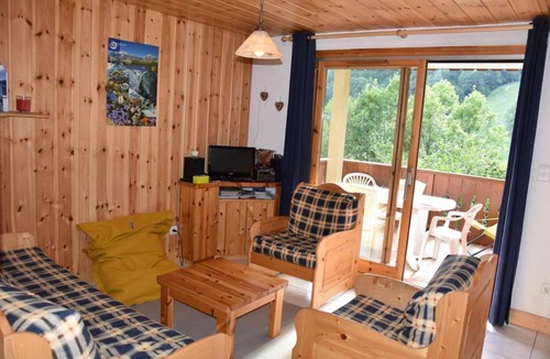 Champagny-en-Vanoise Apartment | 40 m² Apartment ∙ 2 bedrooms ∙ 4 guests
