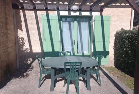 Gaujac House | 40 - Mazet de Provence dans village de vacances