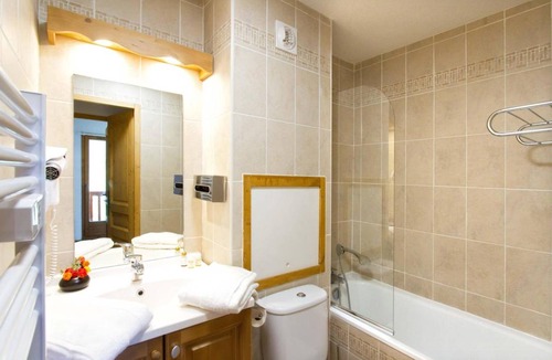 Valloire Apartment | 48 m² Apartment ∙ 2 bedrooms ∙ 6 guests