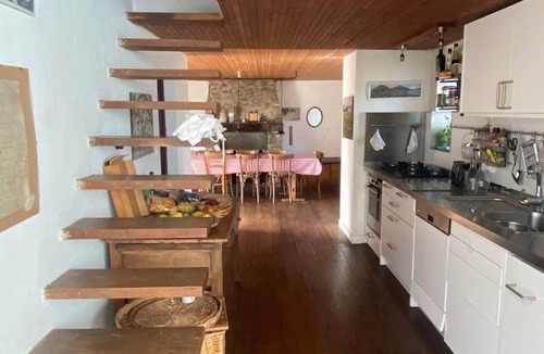 Locmaria House | 5 minutes walk from the Pointe du Skeul.2 charming houses