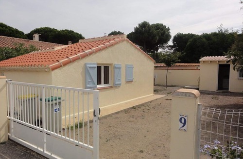 Sainte-Marie-Plage House | 500 METERS FROM THE SANDY BEACH ST MARIE FROM THE SEA MAISON HOLIDAY WITH TERRACE .