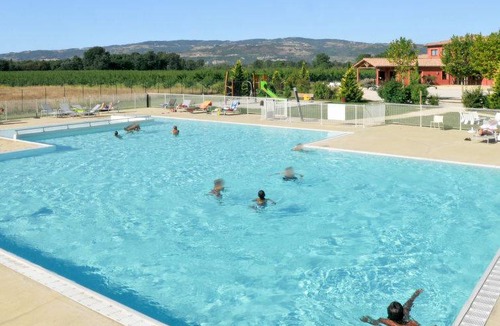 Chateauneuf-sur-Isere Resort | 56 m² Resort ∙ 2 bedrooms ∙ 6 guests
