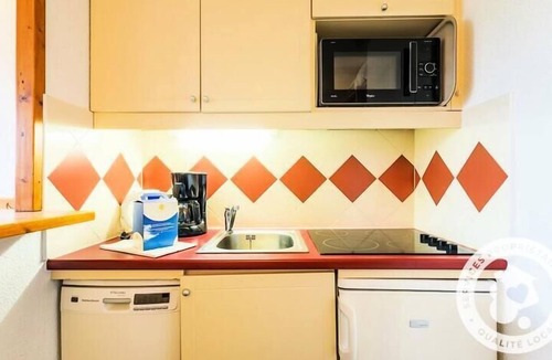 Bergers Apartment | 5th floor, view mountain, balcony, tv, ski locker, 22m², Alpe d'Huez