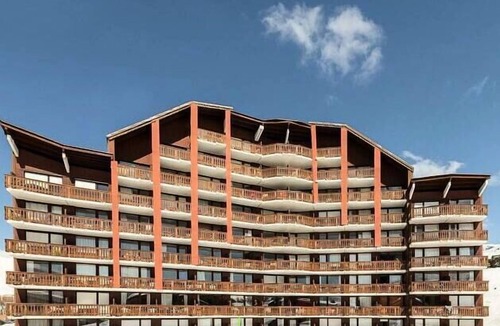 Bergers Apartment | 5th floor, view mountain, balcony, tv, ski locker, 22m², Alpe d'Huez