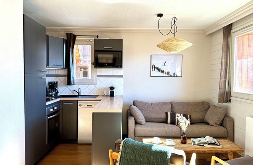 Val-Thorens Apartment | 6-person apartment with view and pool at the foot of the slopes
