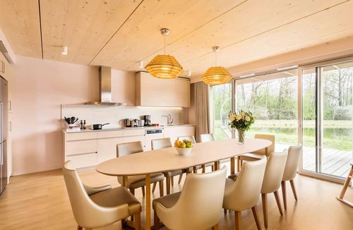Bailly-Romainvilliers House | 6-Room Cottage for 10 People (VIP)