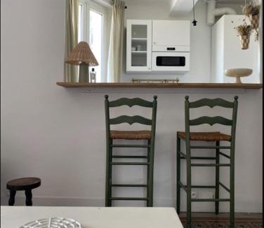 Notre-Dame du Mont Apartment | 61JAU Marseille,pied à terre la Plaine