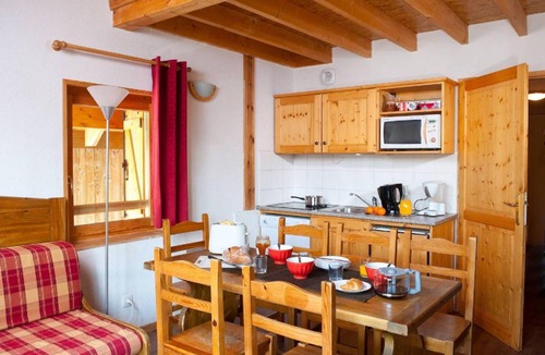 Saint-Sorlin-d'Arves Apartment | 70 m² Apartment ∙ 3 bedrooms ∙ 10 guests
