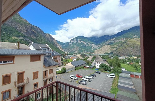 Saint-Jean-de-Maurienne Condo | 75m² apartment in Saint-Jean-de-Maurienne