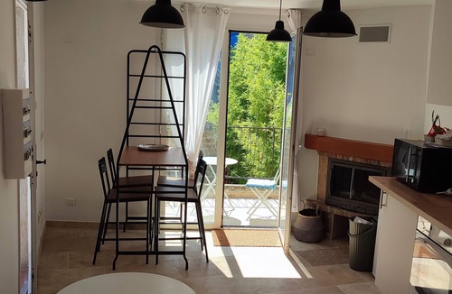 La Madeleine Condo | 8 Personnes/2 Magnifiques Appartements Dans une Villa Avec Jacuzzi Idéal Situé